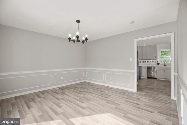 89 CLEREMONT DR, Fredericksburg, VA 22405