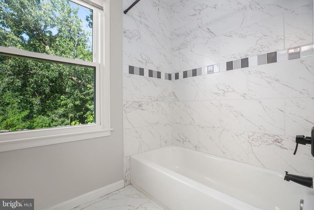 89 CLEREMONT DR, Fredericksburg, VA 22405