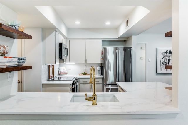 6020 Birchbrook Drive 210, Dallas, TX 75206