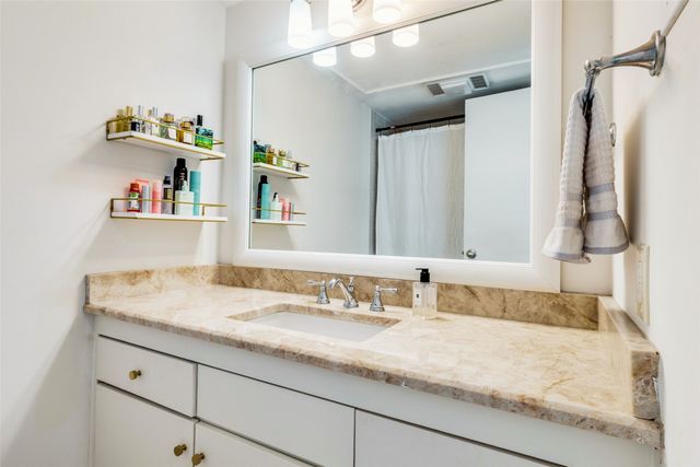 6020 Birchbrook Drive 210, Dallas, TX 75206