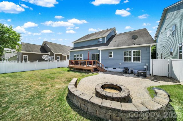 16416 Leavitt Lane, Davidson, NC 28036