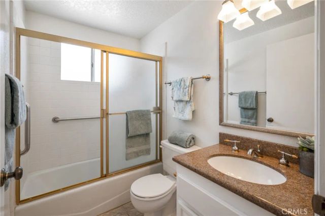 2230 S Alma Avenue 4, San Pedro, CA 90731