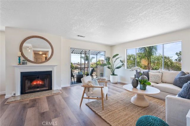 2230 S Alma Avenue 4, San Pedro, CA 90731