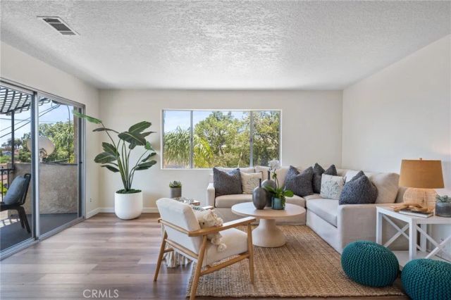 2230 S Alma Avenue 4, San Pedro, CA 90731