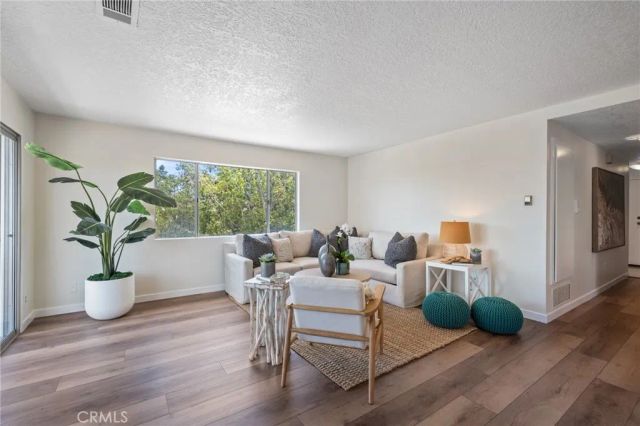 2230 S Alma Avenue 4, San Pedro, CA 90731