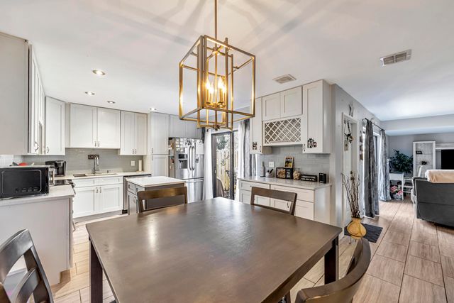 825 NW 30th Avenue A, Delray Beach, FL 33445