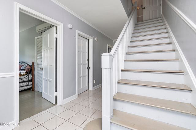 28 Tudor Road, Albany, NY 12203