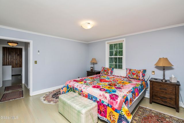 28 Tudor Road, Albany, NY 12203