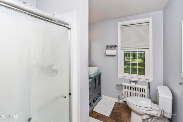 28 Tudor Road, Albany, NY 12203