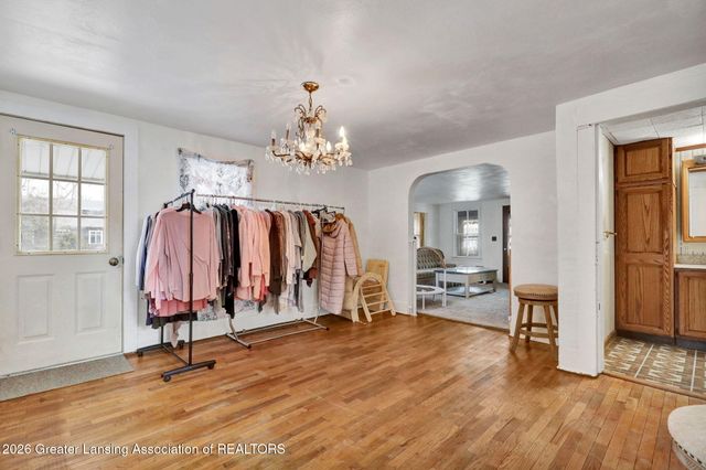 1028 Hogsback Road, Mason, MI 48854