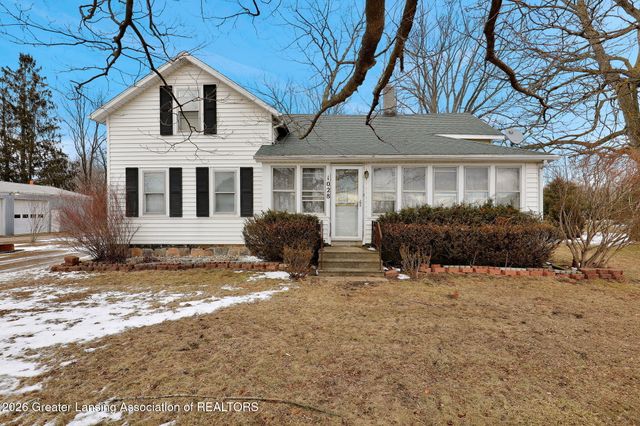 1028 Hogsback Road, Mason, MI 48854