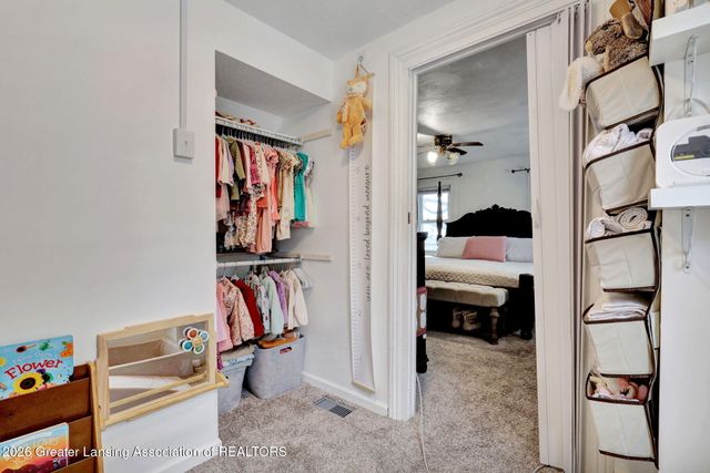 1028 Hogsback Road, Mason, MI 48854