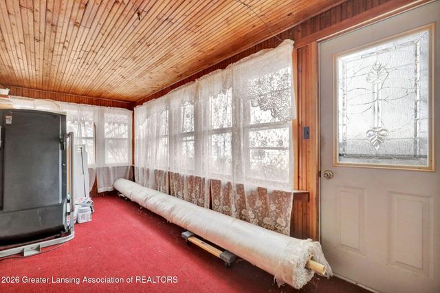 1028 Hogsback Road, Mason, MI 48854