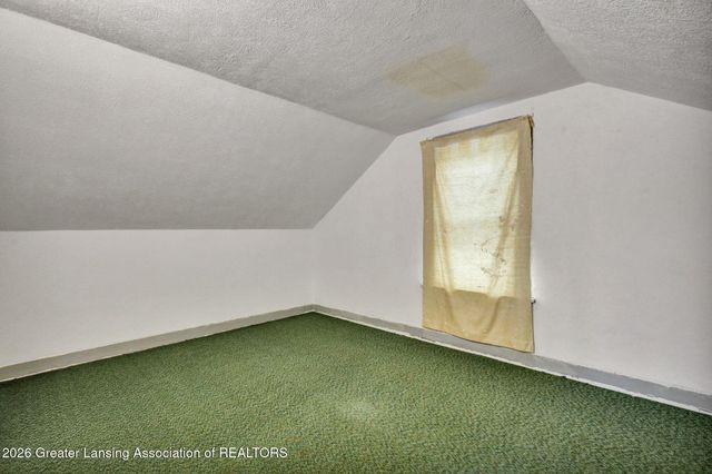 1028 Hogsback Road, Mason, MI 48854