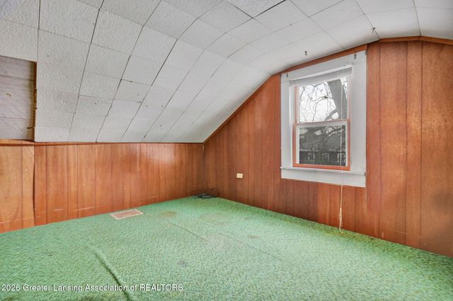 1028 Hogsback Road, Mason, MI 48854