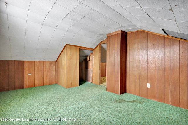 1028 Hogsback Road, Mason, MI 48854