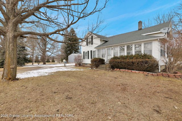 1028 Hogsback Road, Mason, MI 48854