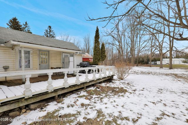 1028 Hogsback Road, Mason, MI 48854