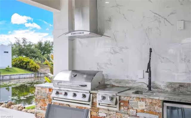 2405 SW 11th AVE, Cape Coral, FL 33991