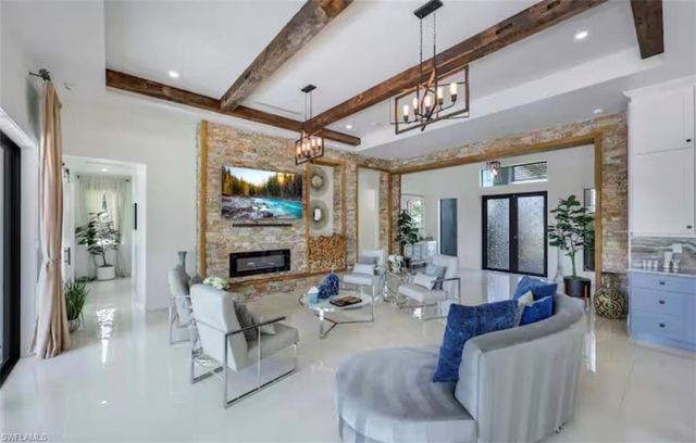 2405 SW 11th AVE, Cape Coral, FL 33991