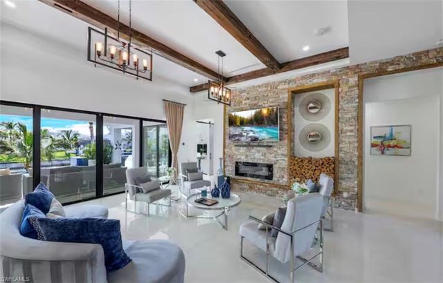 2405 SW 11th AVE, Cape Coral, FL 33991