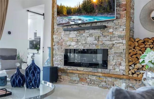 2405 SW 11th AVE, Cape Coral, FL 33991