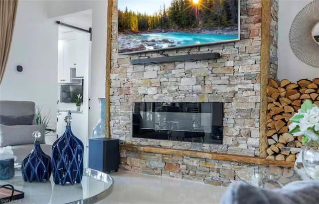 2405 SW 11th AVE, Cape Coral, FL 33991