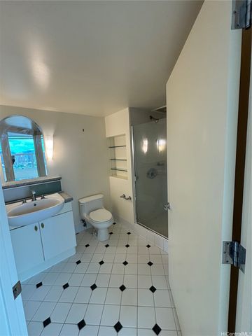 801 S King Street 2507, Honolulu, HI 96813