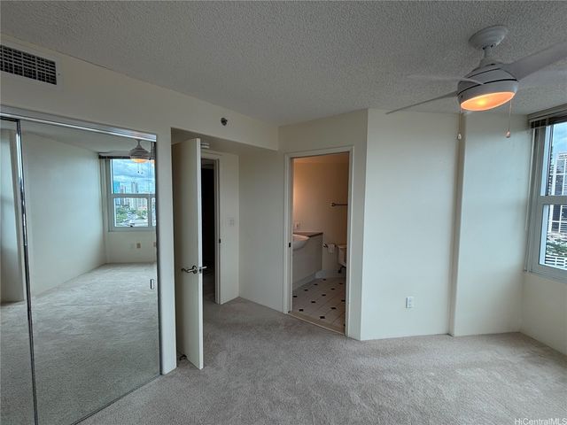 801 S King Street 2507, Honolulu, HI 96813