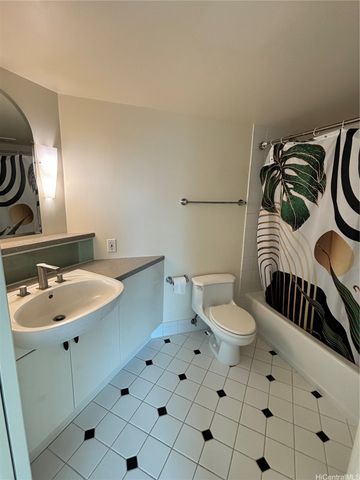 801 S King Street 2507, Honolulu, HI 96813