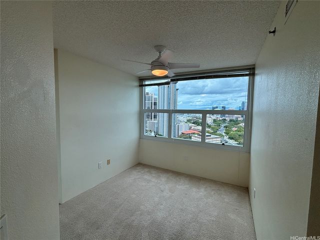 801 S King Street 2507, Honolulu, HI 96813