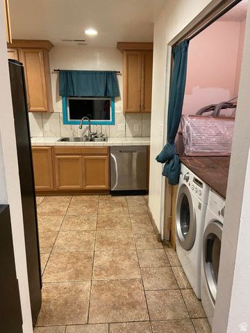 1112 TAMARISK DR, St. George, UT 84790