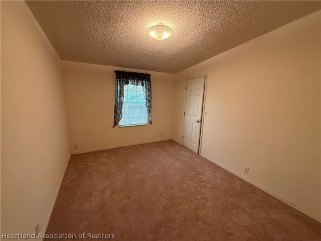 5719 Wolf Lake Road, Sebring, FL 33875