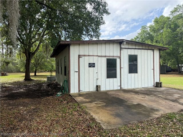 5719 Wolf Lake Road, Sebring, FL 33875