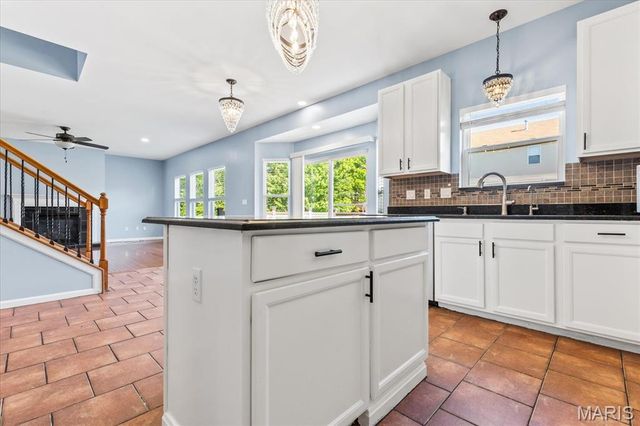 320 Jessie Marie Lane, St Peters, MO 63376