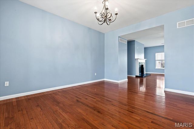 320 Jessie Marie Lane, St Peters, MO 63376