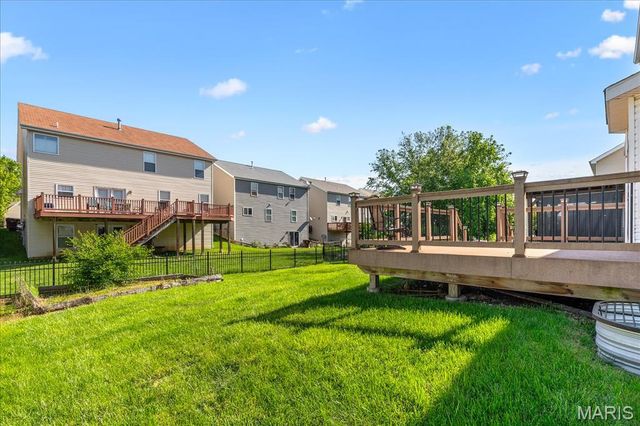 320 Jessie Marie Lane, St Peters, MO 63376