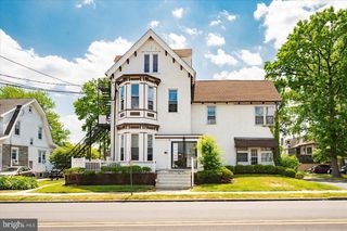 112 N SWARTHMORE AVE #APT 5, Ridley Park, PA 19078