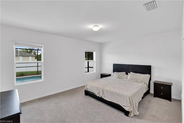 511 SW 26th AVE, Cape Coral, FL 33991