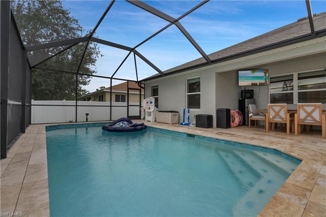 511 SW 26th AVE, Cape Coral, FL 33991