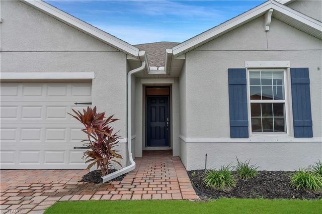 511 SW 26th AVE, Cape Coral, FL 33991