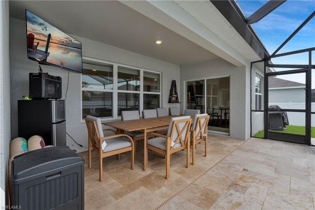 511 SW 26th AVE, Cape Coral, FL 33991