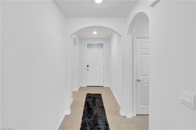 511 SW 26th AVE, Cape Coral, FL 33991