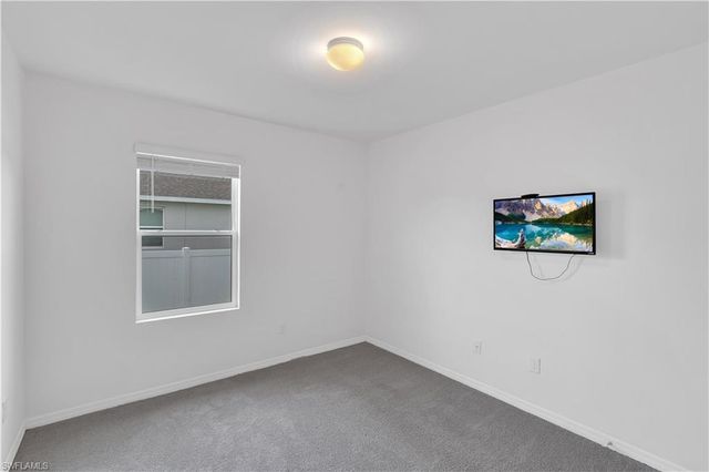 511 SW 26th AVE, Cape Coral, FL 33991