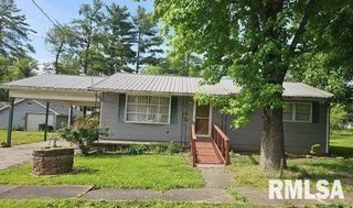 211 E LINCOLN Street, Galatia, IL 62935