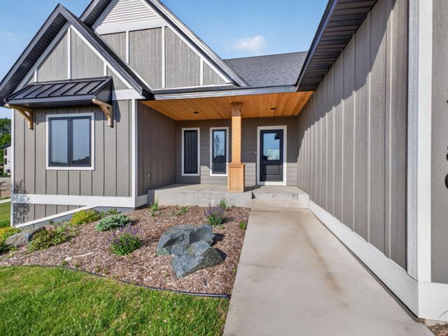 3180 Bella Terra Lane NE, Rochester, MN 55906