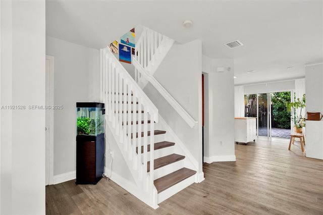 16415 SW 73rd Ter, Miami, FL 33193