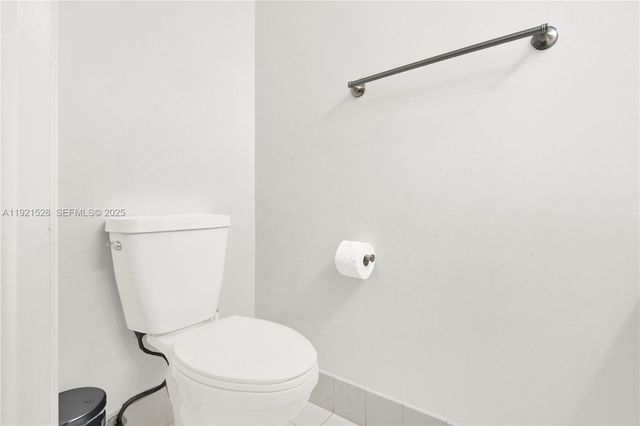 16415 SW 73rd Ter, Miami, FL 33193