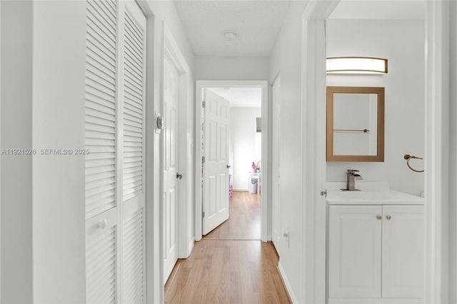 16415 SW 73rd Ter, Miami, FL 33193