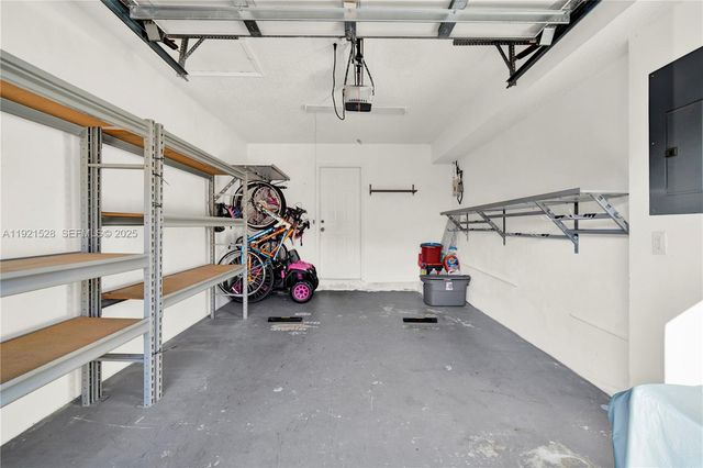 16415 SW 73rd Ter, Miami, FL 33193